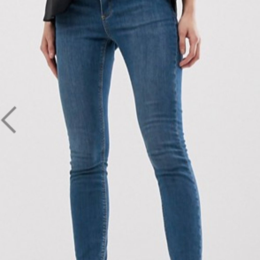 ASOS Maternity mid rise skinny jeans size 8